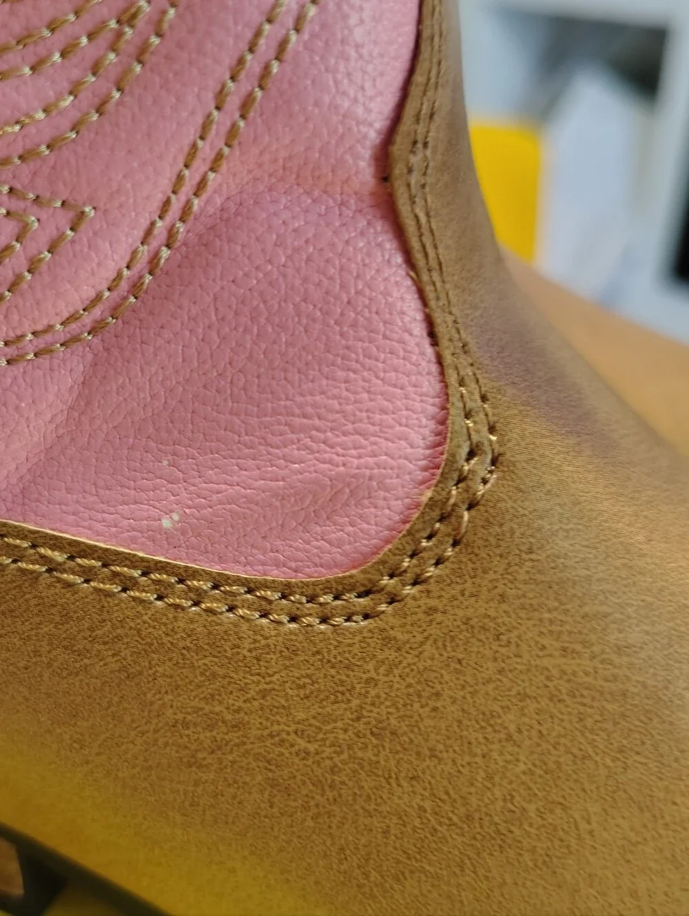 Tan & Pink Western Cowgirl Boots New Size 9.5c